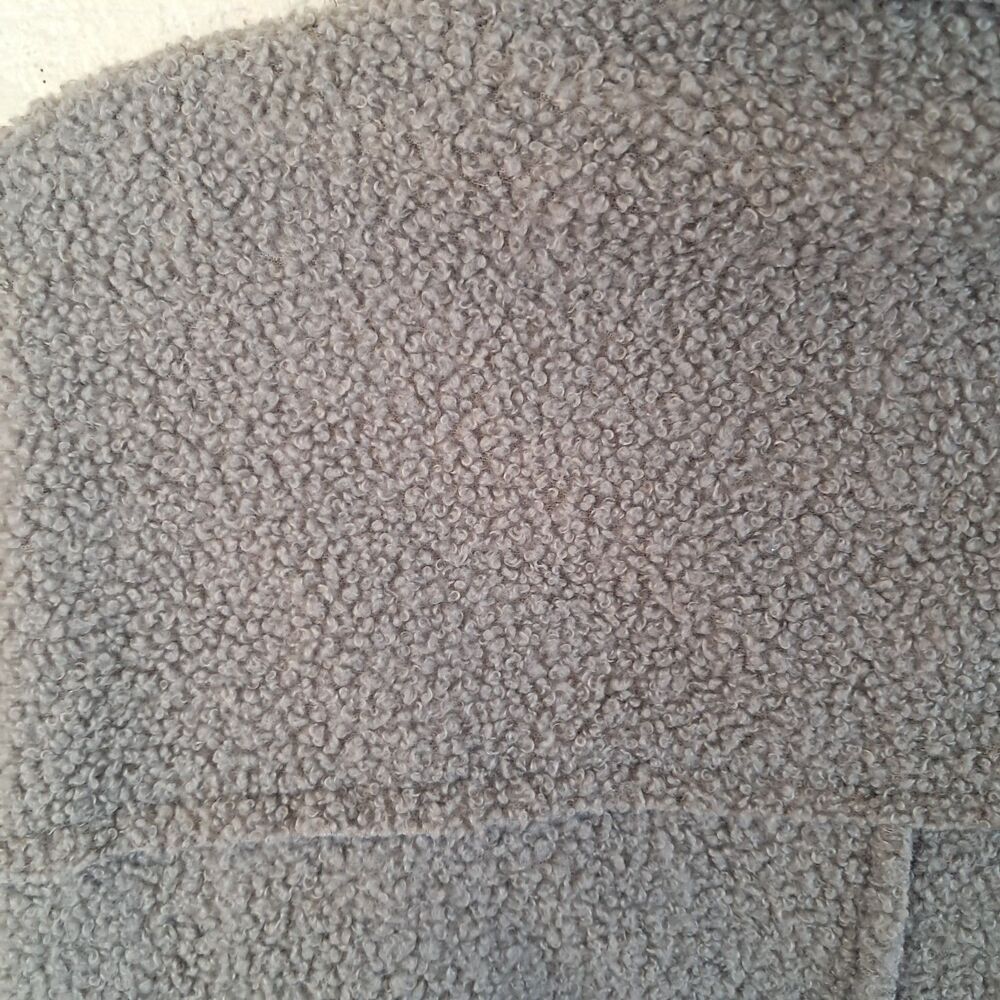 BKE Women’s Gray Sherpa Fleece Shacket Jacket Coat Size XL Long Sleeve Button - Picture 8 of 9
